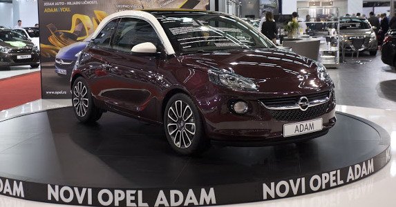 opel na salonu automobila 14.jpg, 74 KB