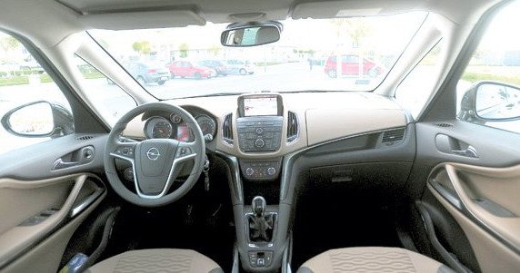 opel zafira 2011.jpg, 52 KB