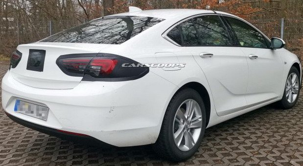 opel-insignia 111.jpg, 70 KB