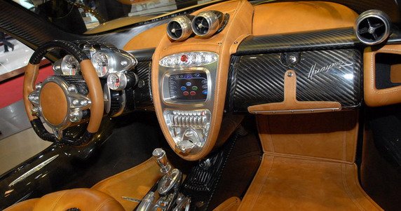 pagani huayra 11.jpg, 66 KB