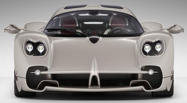 pagani utopia 23.jpg, 43 KB