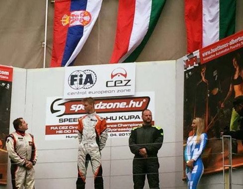 pesovic-podijum.jpg, 70 KB