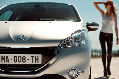 peugeot 208 30111.jpg, 43 KB