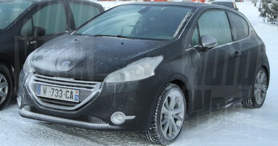 peugeot 208 gti 1.jpg, 54 KB