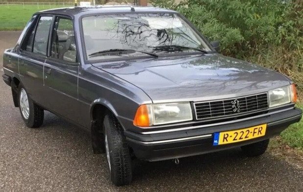 peugeot 305 11.jpg, 85 KB