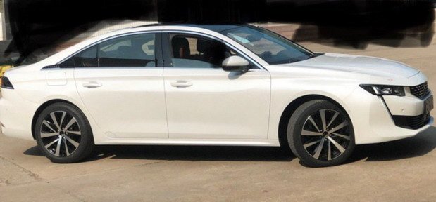 peugeot 608 11.jpg, 41 KB