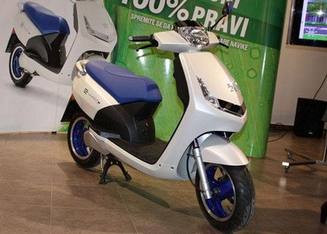 peugeot e-vivacity skuter.jpg, 51 KB