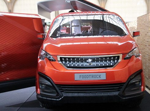 peugeot f 111.jpg, 79 KB