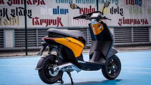piaggio-one-2.jpg, 70 KB
