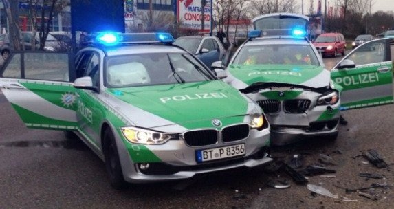 police crash.jpg, 56 KB