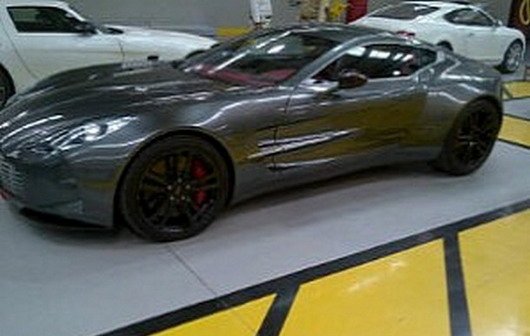 policijski aston martin.jpg, 44 KB
