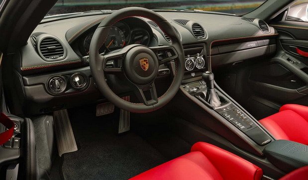 porsche 718 2.jpg, 67 KB