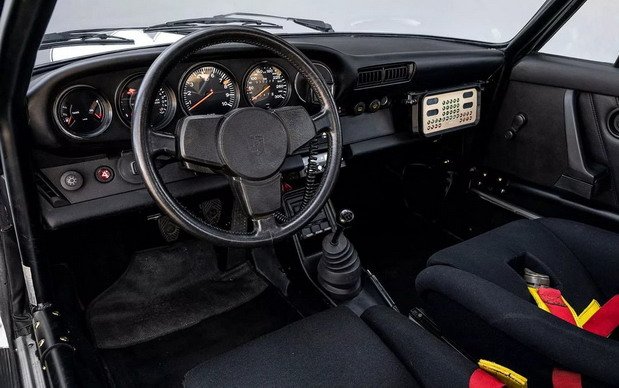porsche 911 sc 11.jpg, 69 KB