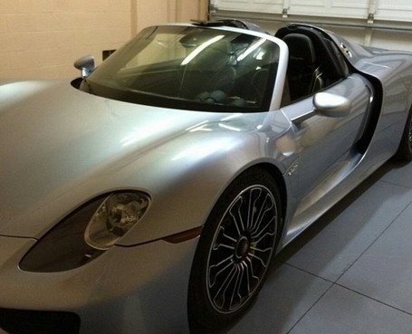 porsche 918 spyder baka.jpg, 42 KB