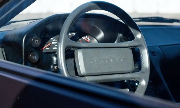 porsche 928 1111.jpg, 49 KB