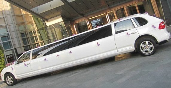 porsche limo 1.jpg, 52 KB
