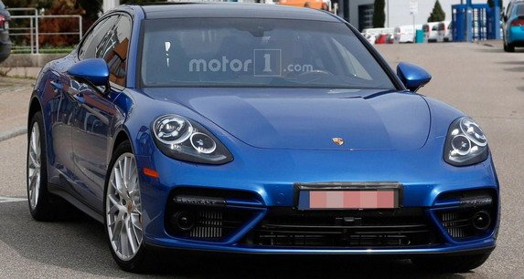 porsche panamera 2017.jpg, 56 KB