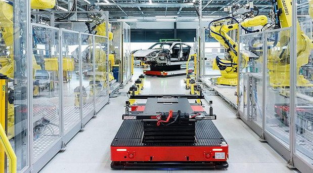 porsche taycan pro.jpg, 106 KB