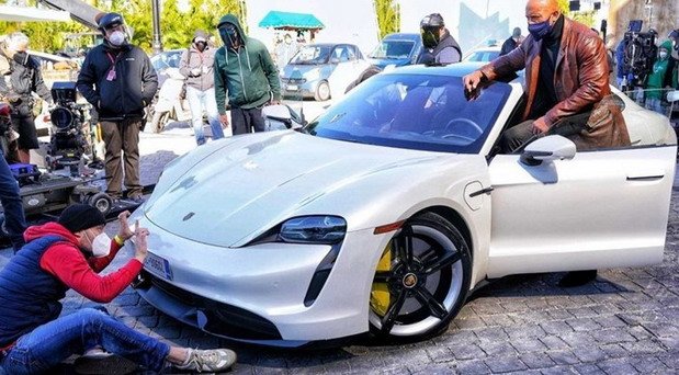 porsche the rock.jpg, 90 KB