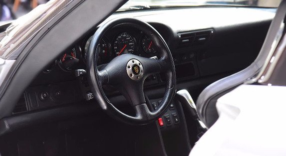 porsche-911-GT1 1111.jpg, 41 KB