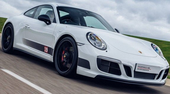 porsche-911-gts 1.jpg, 54 KB