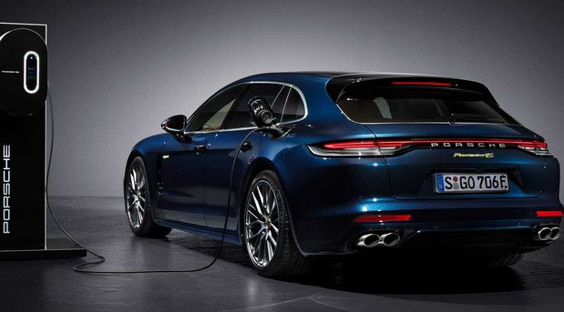 porsche-panamera 333.jpg, 48 KB