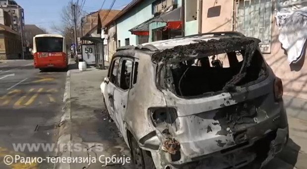pozar auto.jpg, 63 KB