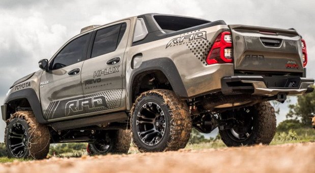 rad hilux 11.jpg, 65 KB