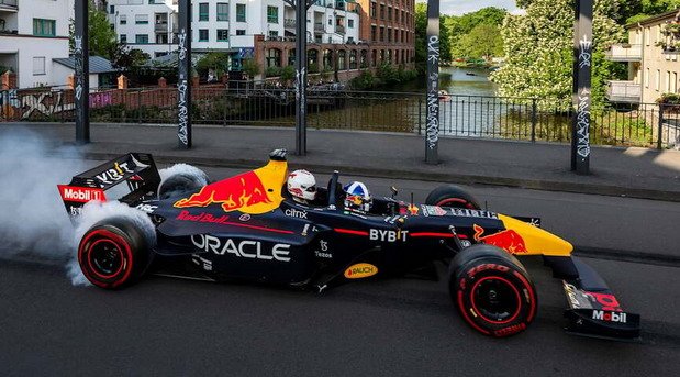 red bull 233.jpg, 83 KB