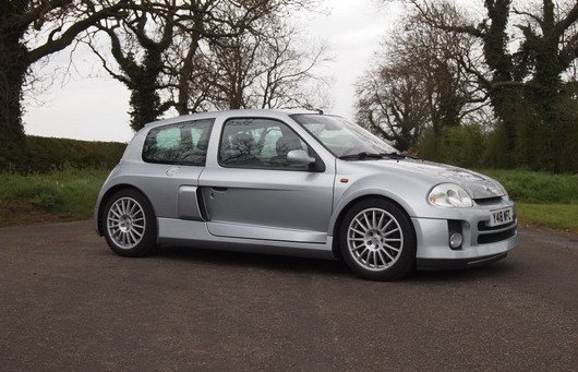 renault-clio-v6-1.jpg, 67 KB