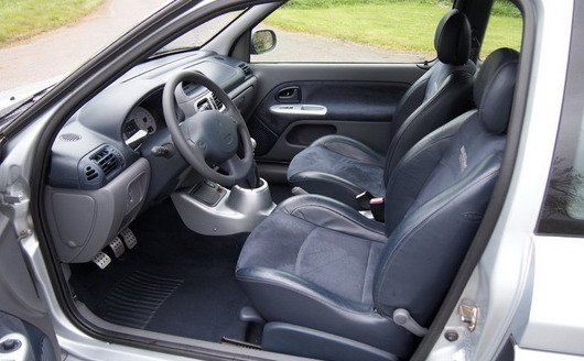 renault-clio-v6-111.jpg, 54 KB