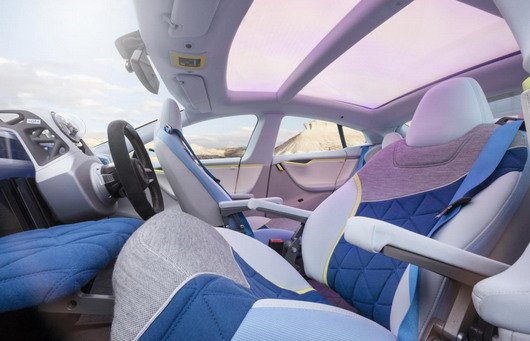 rinspeed 333333.jpg, 52 KB