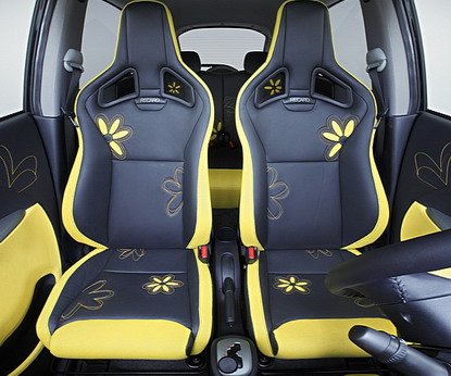 rinspeed mitsubishi imiev 111.jpg, 51 KB