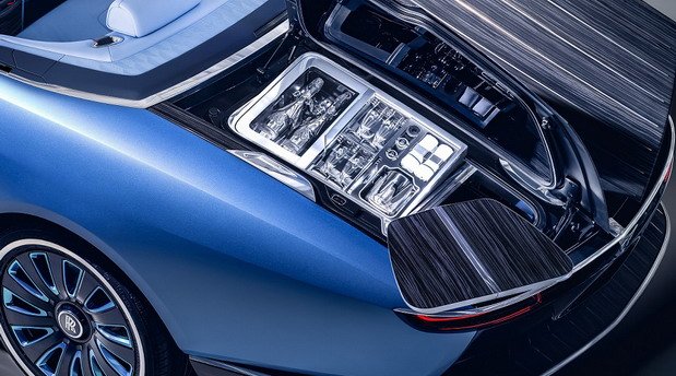 rolls royce boat tail 1.jpg, 98 KB