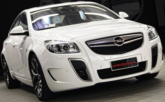 romeo ferraris insignia 1.jpg, 61 KB
