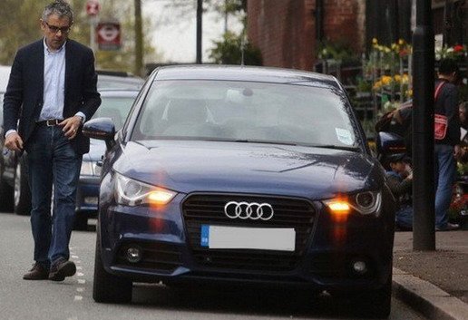 roven-atkinson-vozi-audi-a1.jpg, 54 KB
