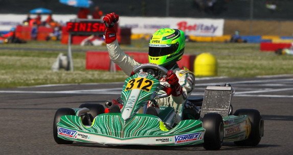 schumacher jr.jpg, 57 KB