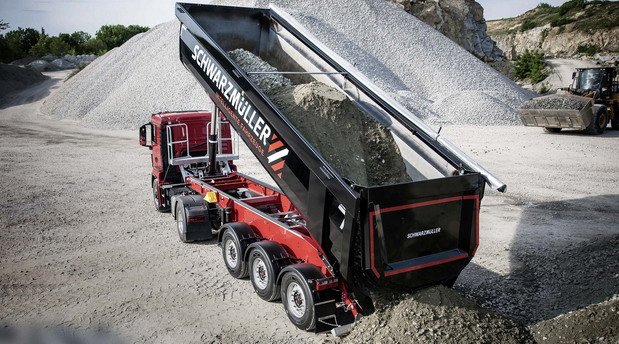 schwarz 1.jpg, 103 KB