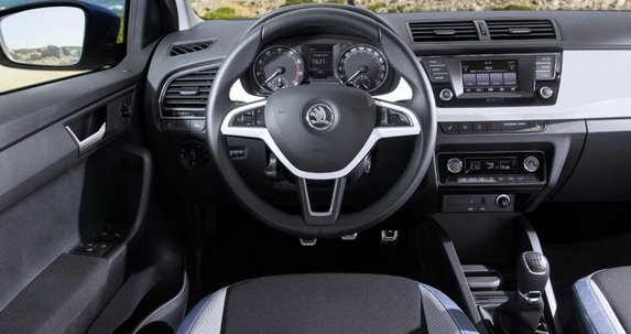 skoda fabia 902.jpg, 50 KB