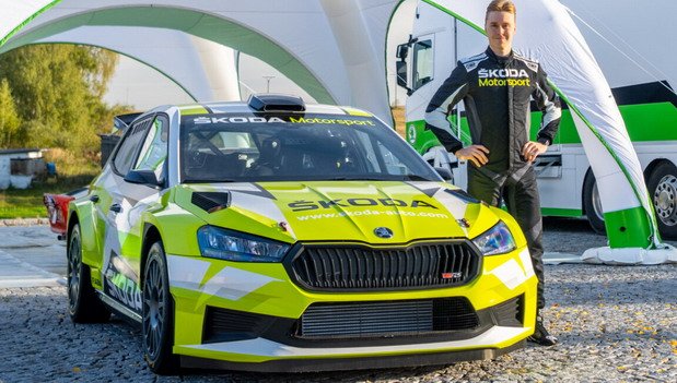 skoda fabia rally.jpg, 105 KB