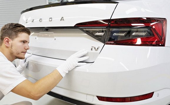 skoda iv superb.jpg, 49 KB