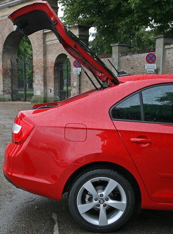 skoda rapid 562111.jpg, 63 KB