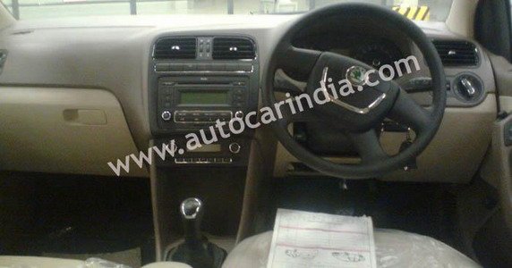 skoda rapid interior.jpg, 42 KB