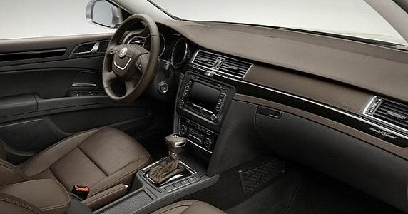 skoda superb combi 111.jpg, 47 KB