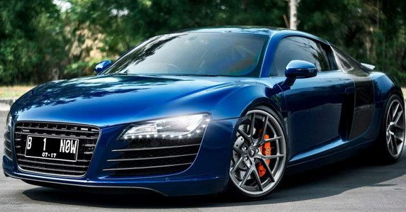 supreme audi r8 111.jpg, 60 KB