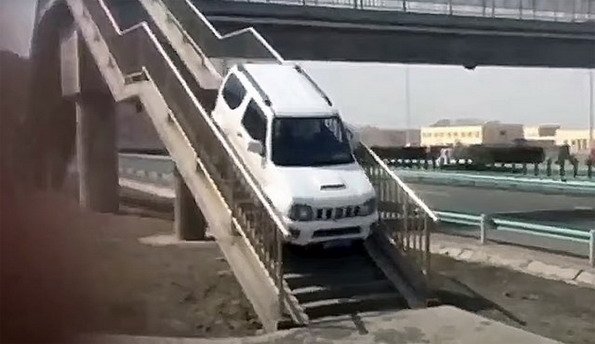 suzuki prelaz.jpg, 50 KB