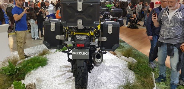 suzuki-eicma-3.jpg, 73 KB
