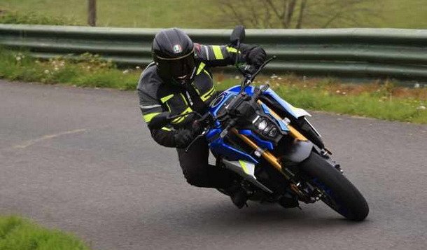 suzuki-gsx-s-1000-race-edition-2.jpg, 56 KB