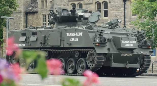 tank limo 1.jpg, 60 KB