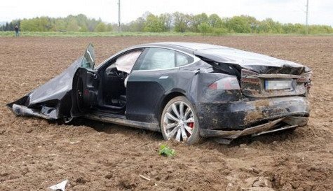 tesla crash 11.jpg, 51 KB